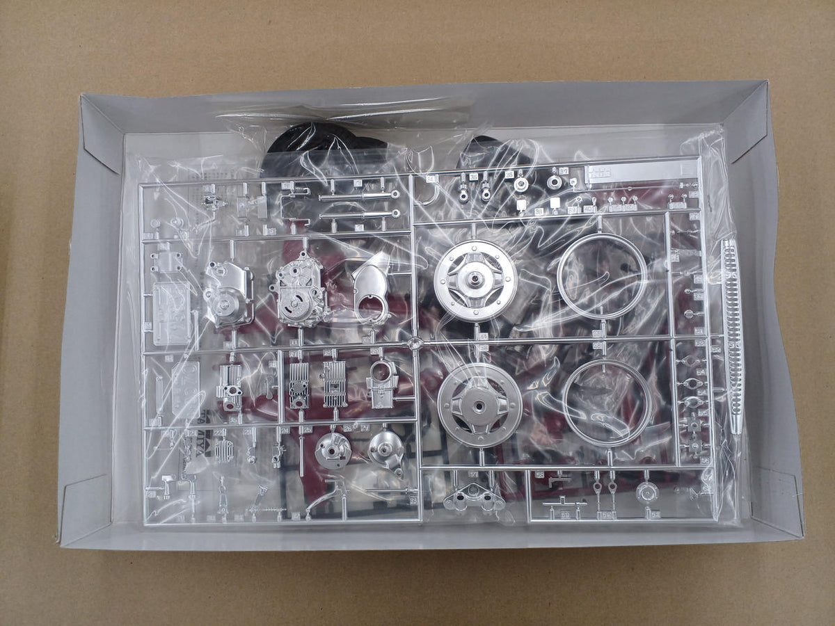 TAMIYA 1/6 Dax HONDA ST70 Plastic Model - Banzai Thrifting | BanzaiHobby