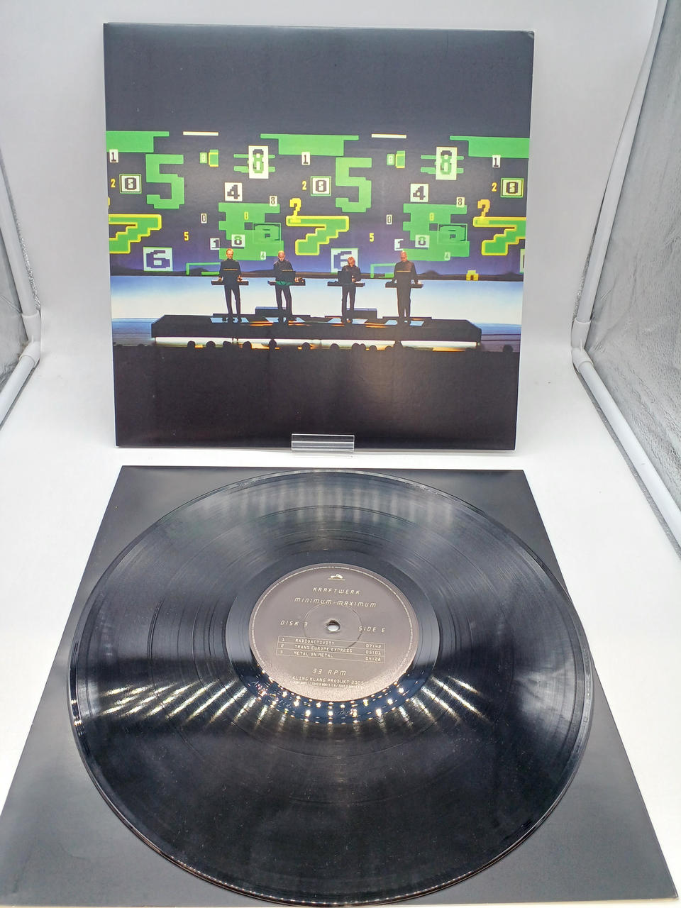 ASTRALWERKS 4-record set KRAFWERK/MINIMUM-MAXIMUM