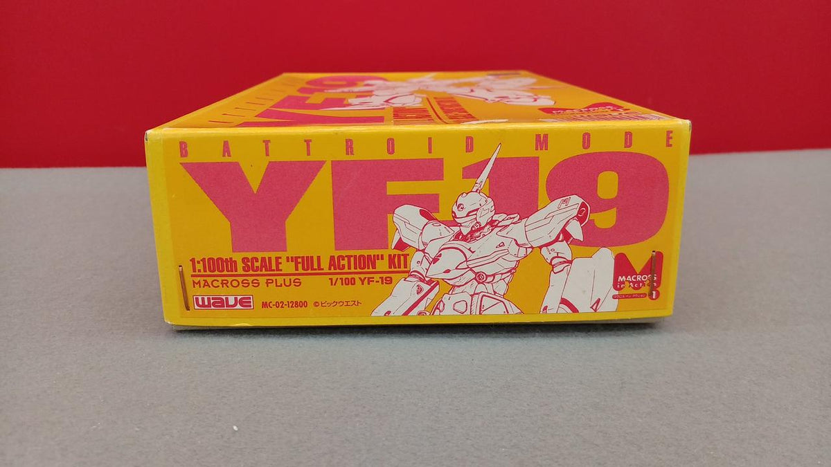 WAVE Macross in Action Fast Pack Equipment - Banzai Thrifting | BanzaiHobby