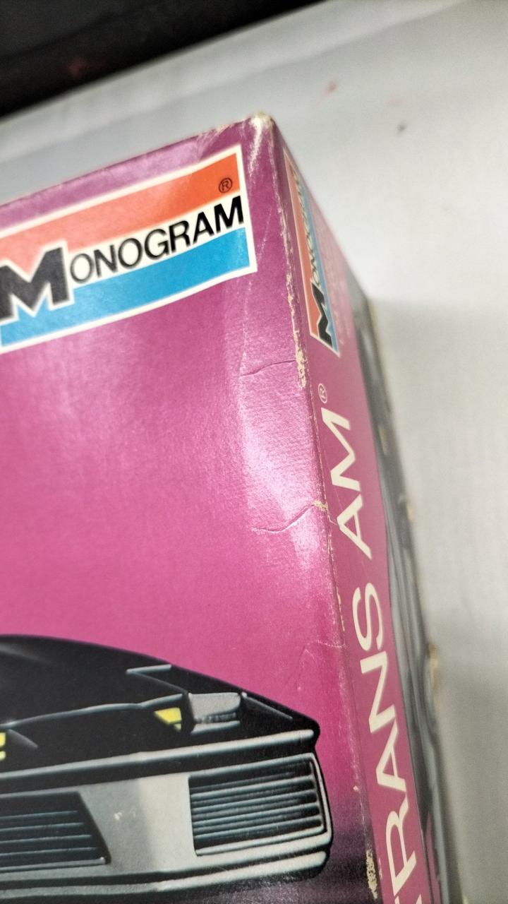 MONOGRAM 83 TRANS AM - Banzai Thrifting | BanzaiHobby