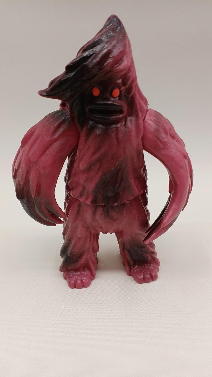 Poppy Ultra Monster Soft Vinyl Red Smogi