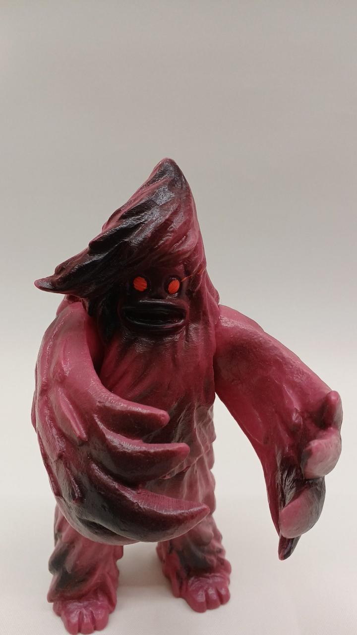 Poppy Ultra Monster Soft Vinyl Red Smogi - Poppy Banzai Hobby