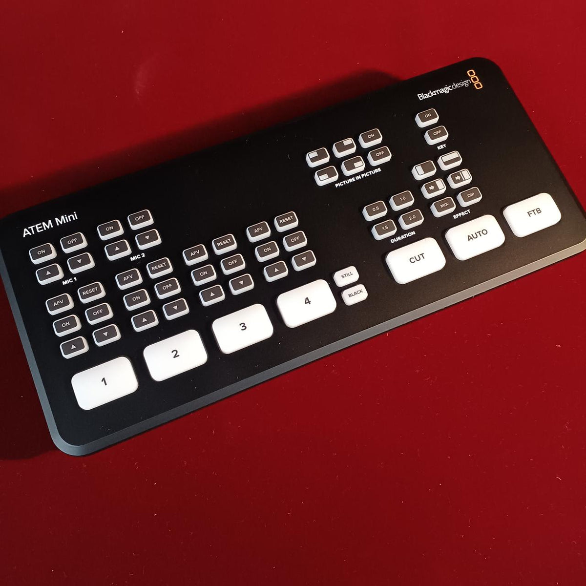BLACKMAGIC DESINE Video Switcher ATEM MINI