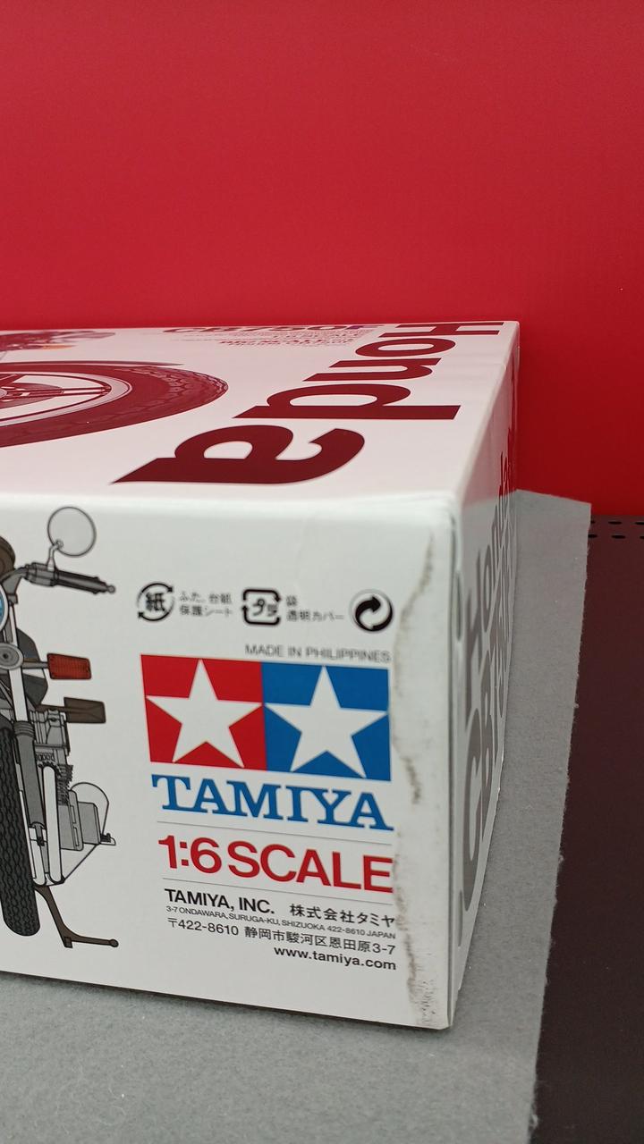 Tamiya 1/6 Big Scale CB750F - Banzai Thrifting | BanzaiHobby