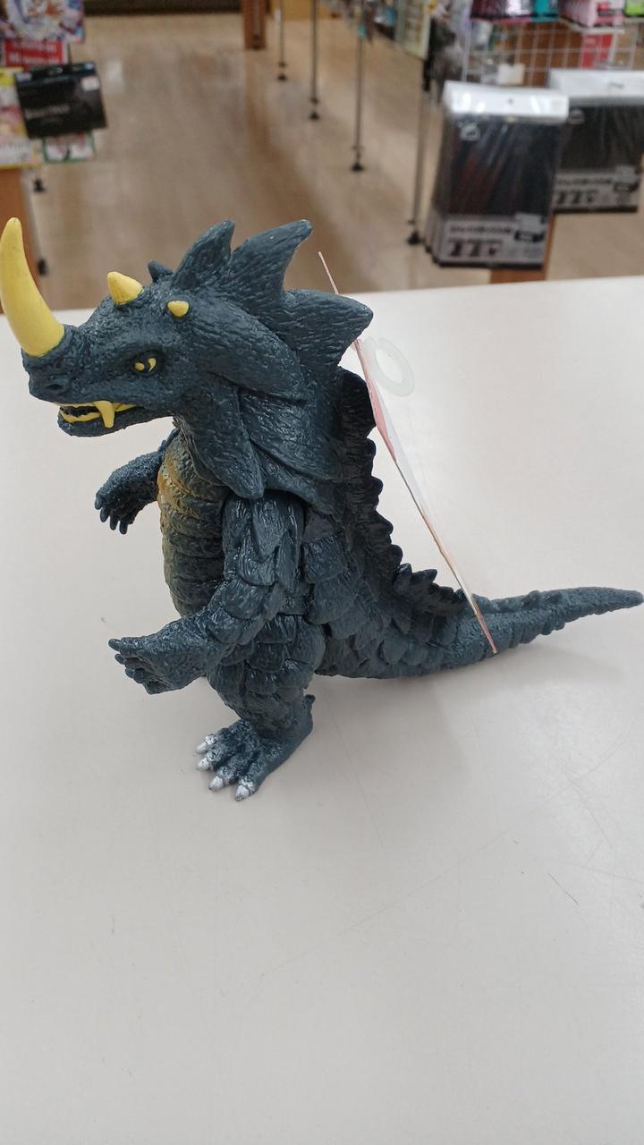 BANDAI Seagoras Ultra Monster Series - Banzai Thrifting | BanzaiHobby