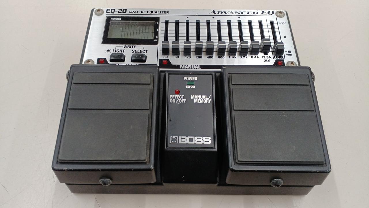 BOSS Graphic Equalizer EQ-20 – BanzaiHobby