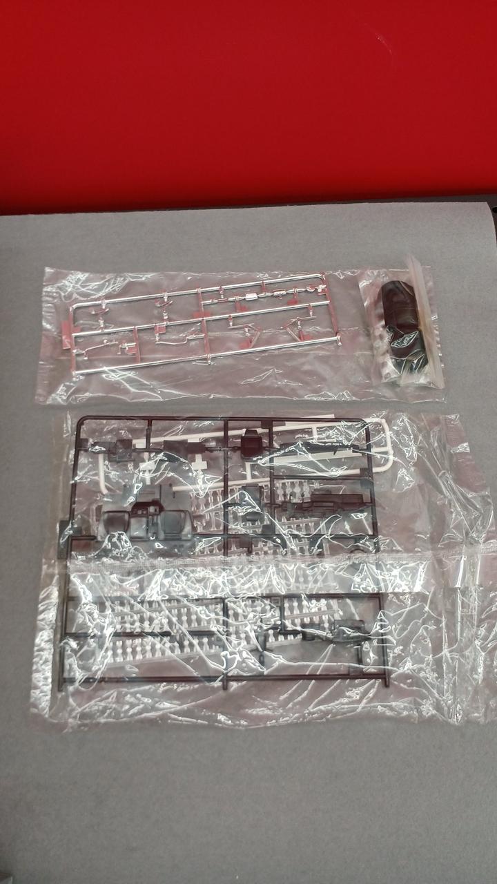 Qingdao Cultural Teaching Materials Company Pro Cargo 1/32 4T Custom Truck Series - Banzai Thrifting | BanzaiHobby