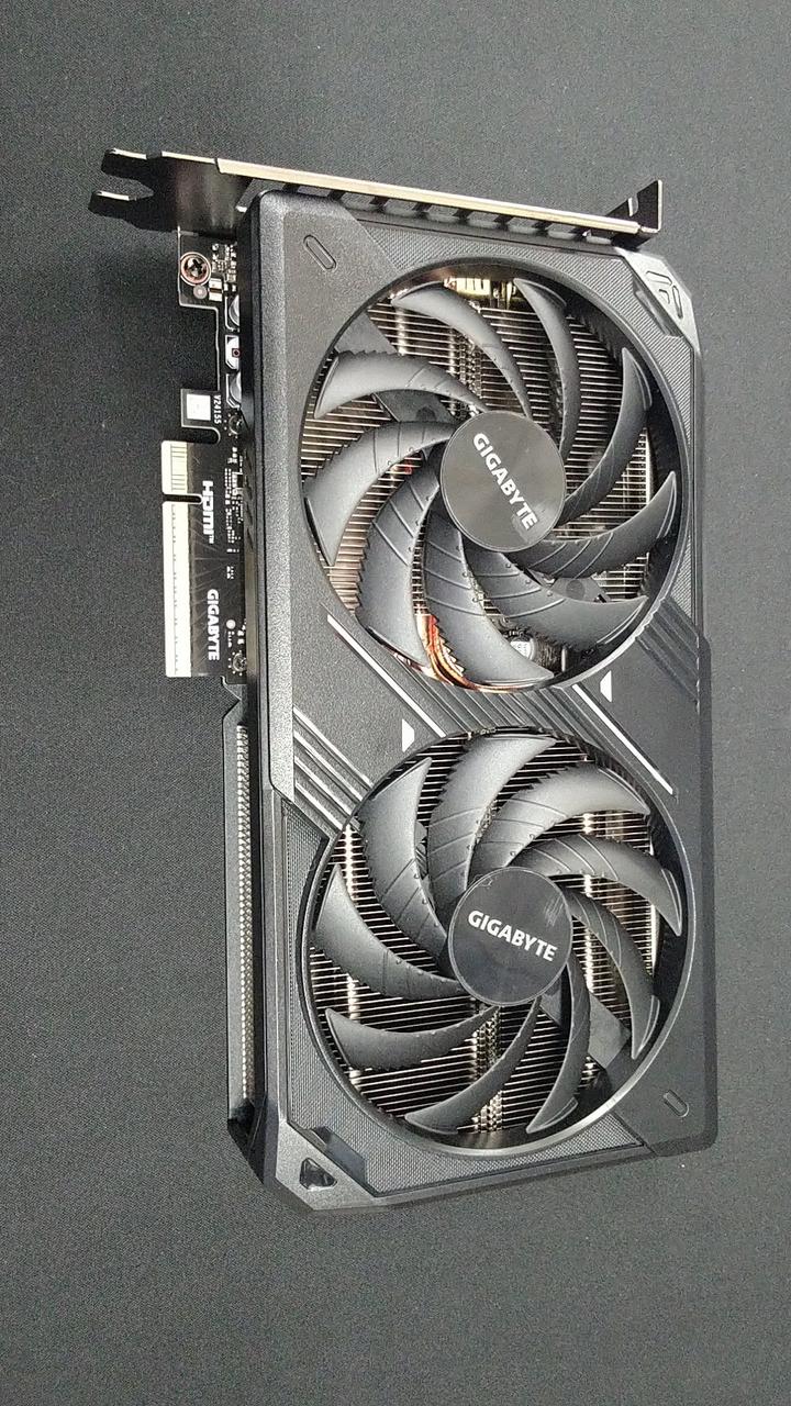 GIGABYTE Graphics Board: GV-N506WF20C-8GD
