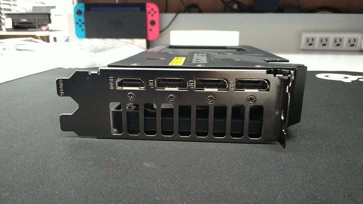 GIGABYTE Graphics Board: GV-N506WF20C-8GD