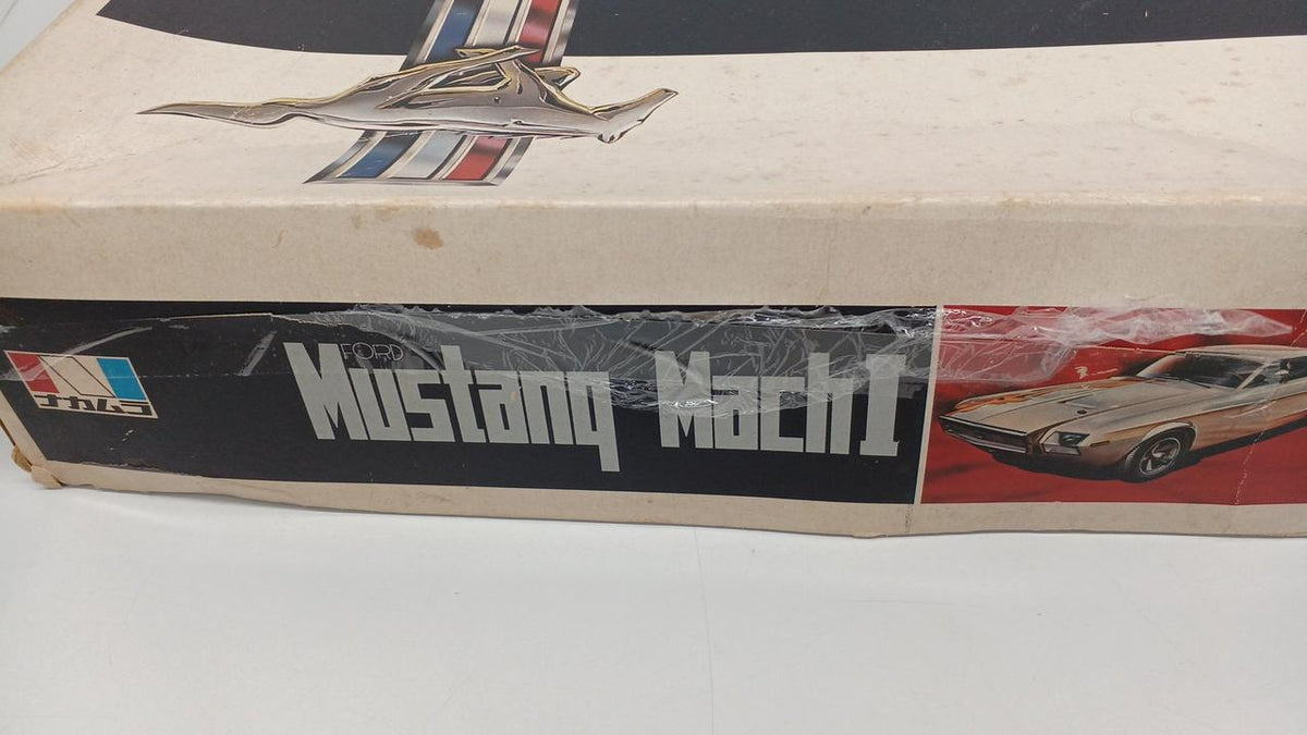 Nakamura 1/20 scale Mustang Mach I - Banzai Thrifting | BanzaiHobby