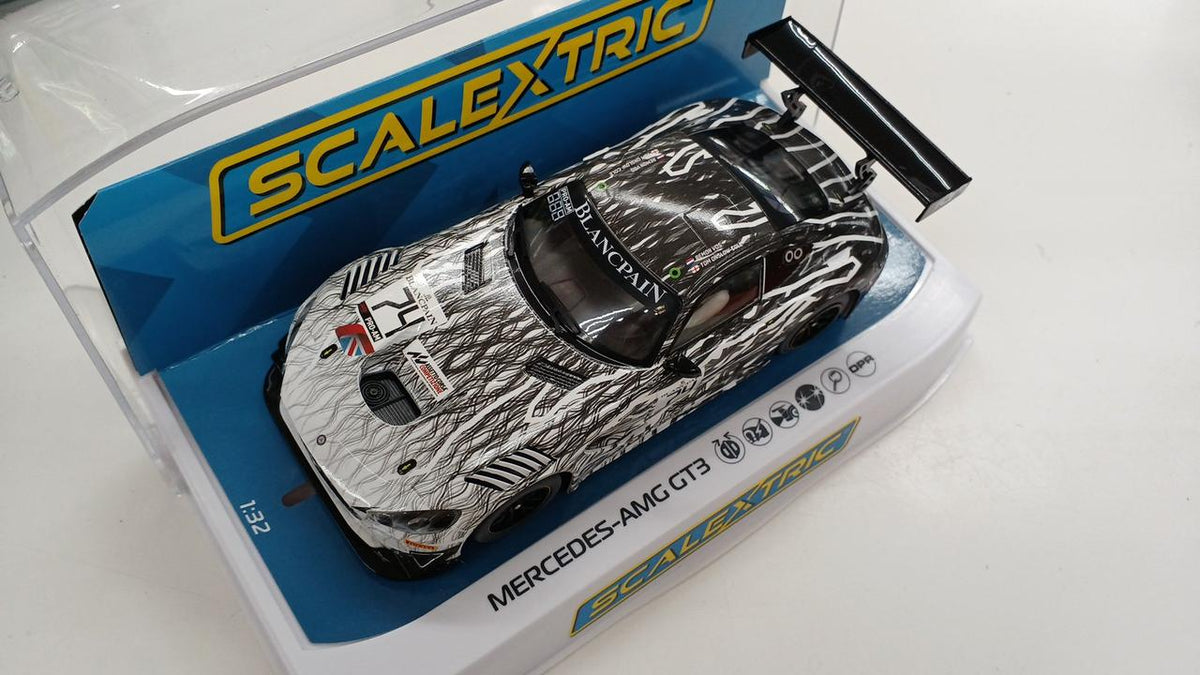 SCALEXTRIC Slot Car MERCEDES-AMG GT3 - Banzai Thrifting | BanzaiHobby
