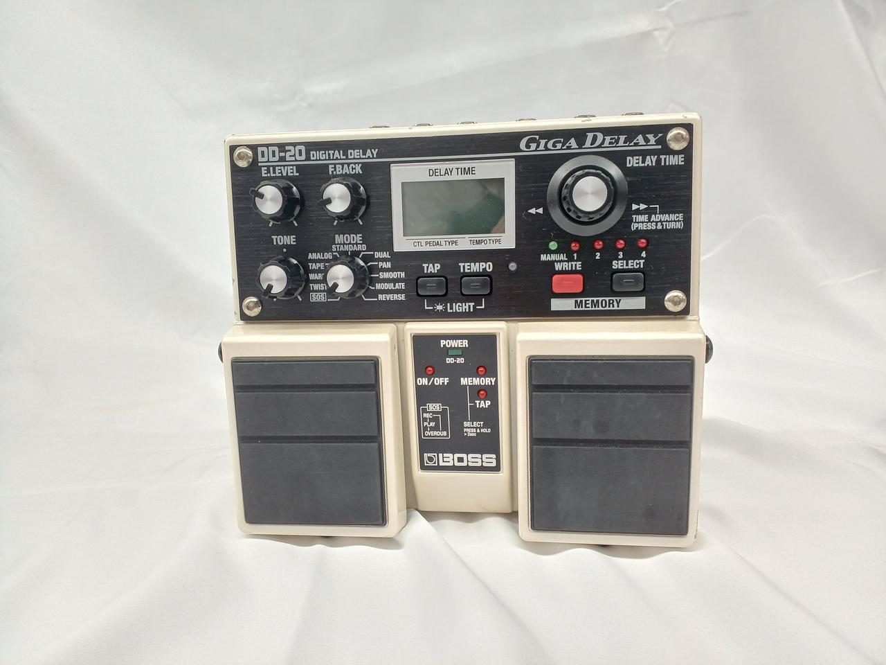 BOSS Effects pedal DD-20