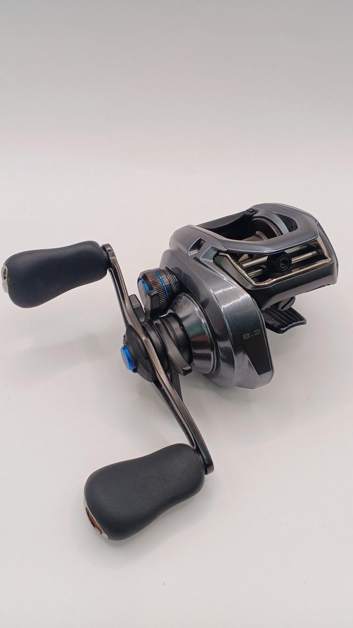 Shimano Bait Reel 24 SLX 70XG Right