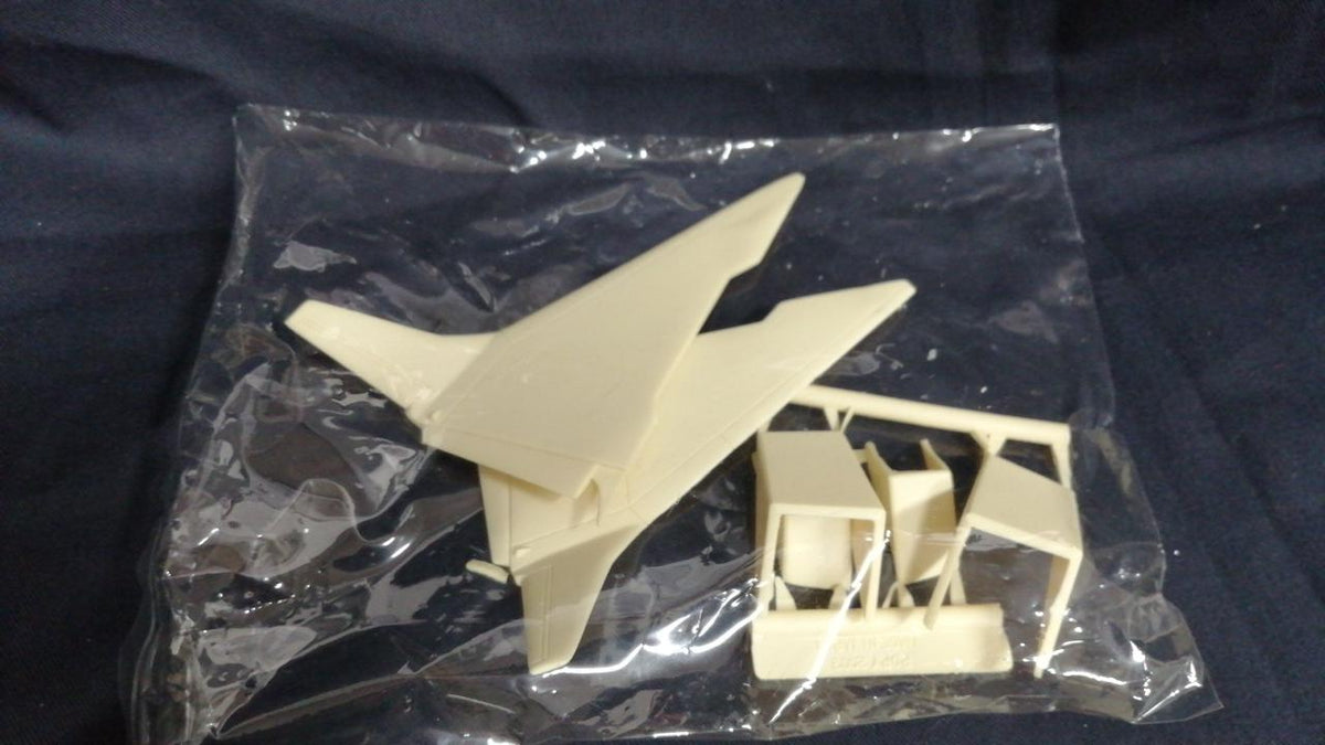 Bandai Mobile Suit Z Gundam HGUC Gundam MK2 Flying Armor - Banzai Thrifting | BanzaiHobby