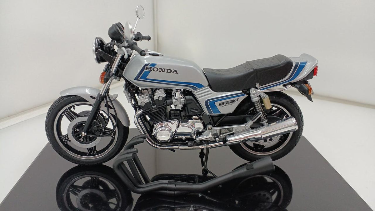 unclear Pre-painted finished HONDA CB750F - Banzai Thrifting | BanzaiHobby
