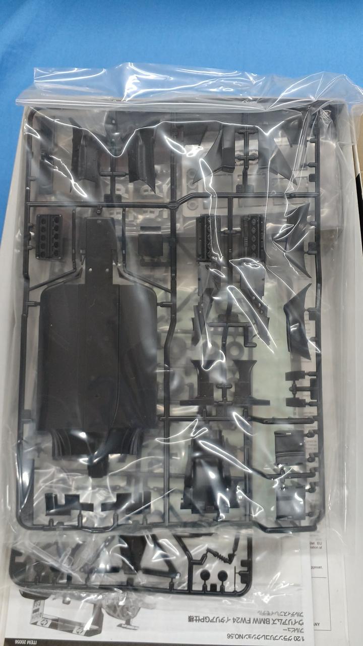 TAMIYA Plastic Model 1/20 WILLIAMS F1 TEAM BMW FW2 - Banzai Thrifting | BanzaiHobby