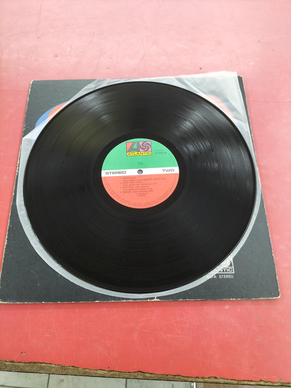ATLANTIC YES First Album P-8287A