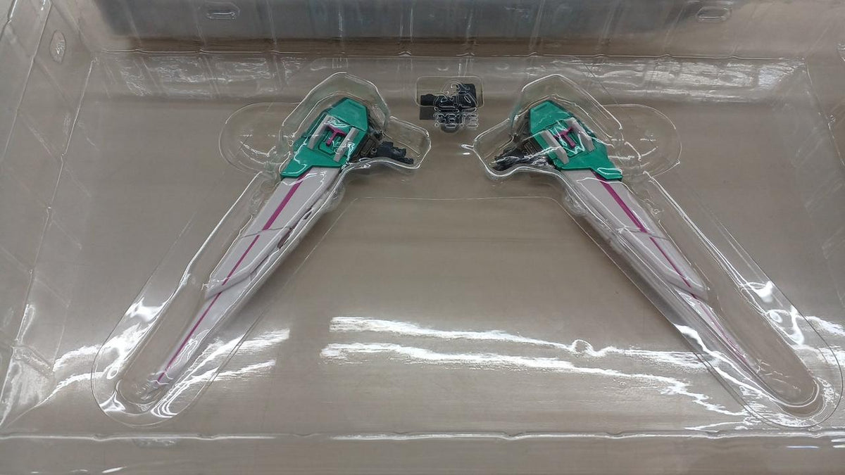 Bandai Spirits Chogokin Soul Shinkalion E5 Hayabusa - Banzai Thrifting | BanzaiHobby