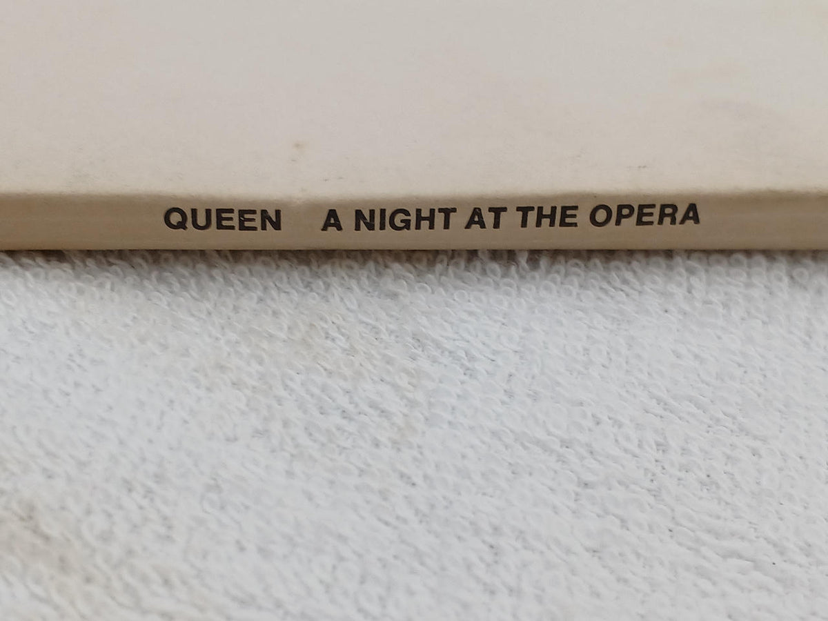Universal Music QUEEN Queen / A NIGHT AT THE OP 7E-1053
