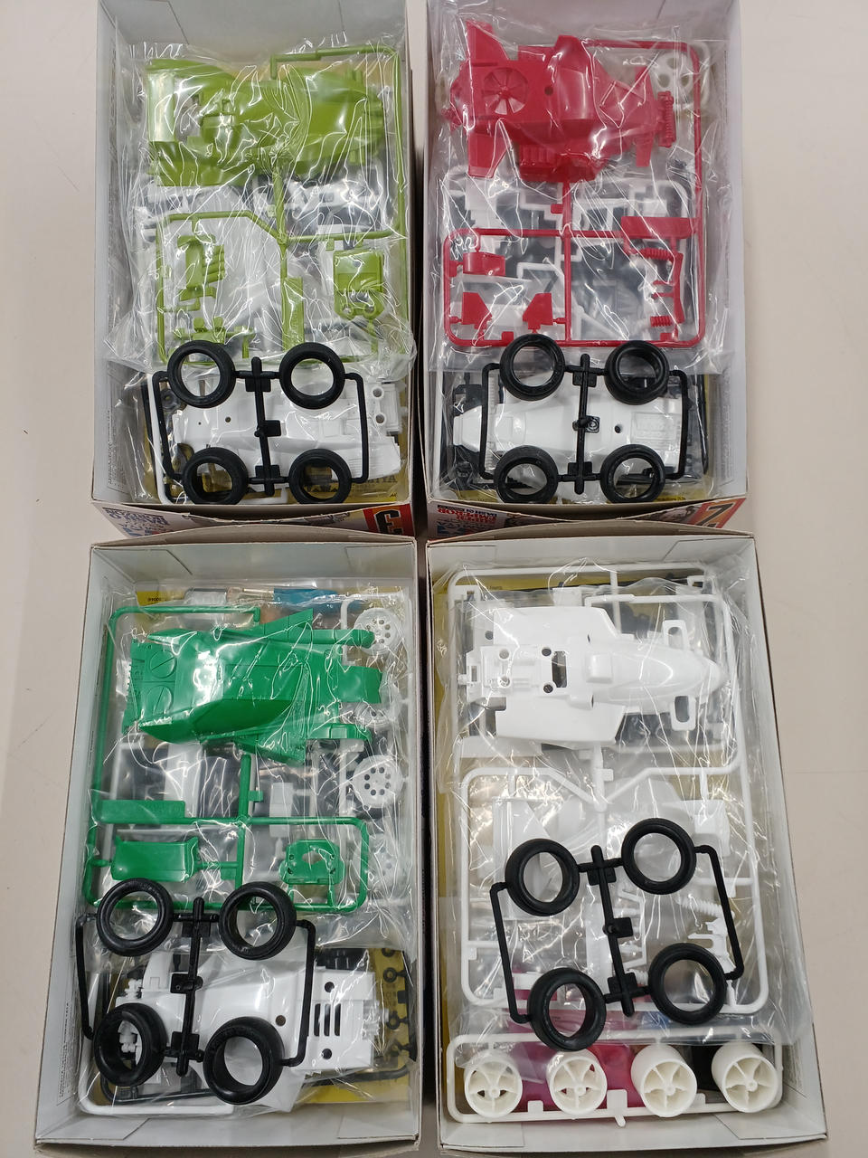 TAMIYA 1/32 Mini 4WD Set 1/32 Dash! 4WDRO Special Kit 1β4 Sets - Banzai Thrifting | BanzaiHobby