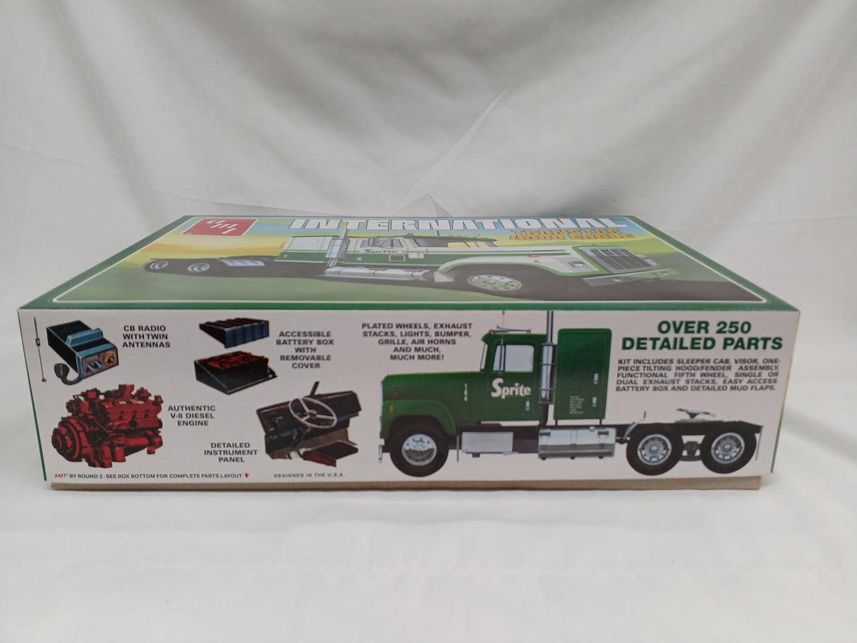 AMT TRANSTAR 4300 EAGLE AMT1394 - Banzai Thrifting | BanzaiHobby
