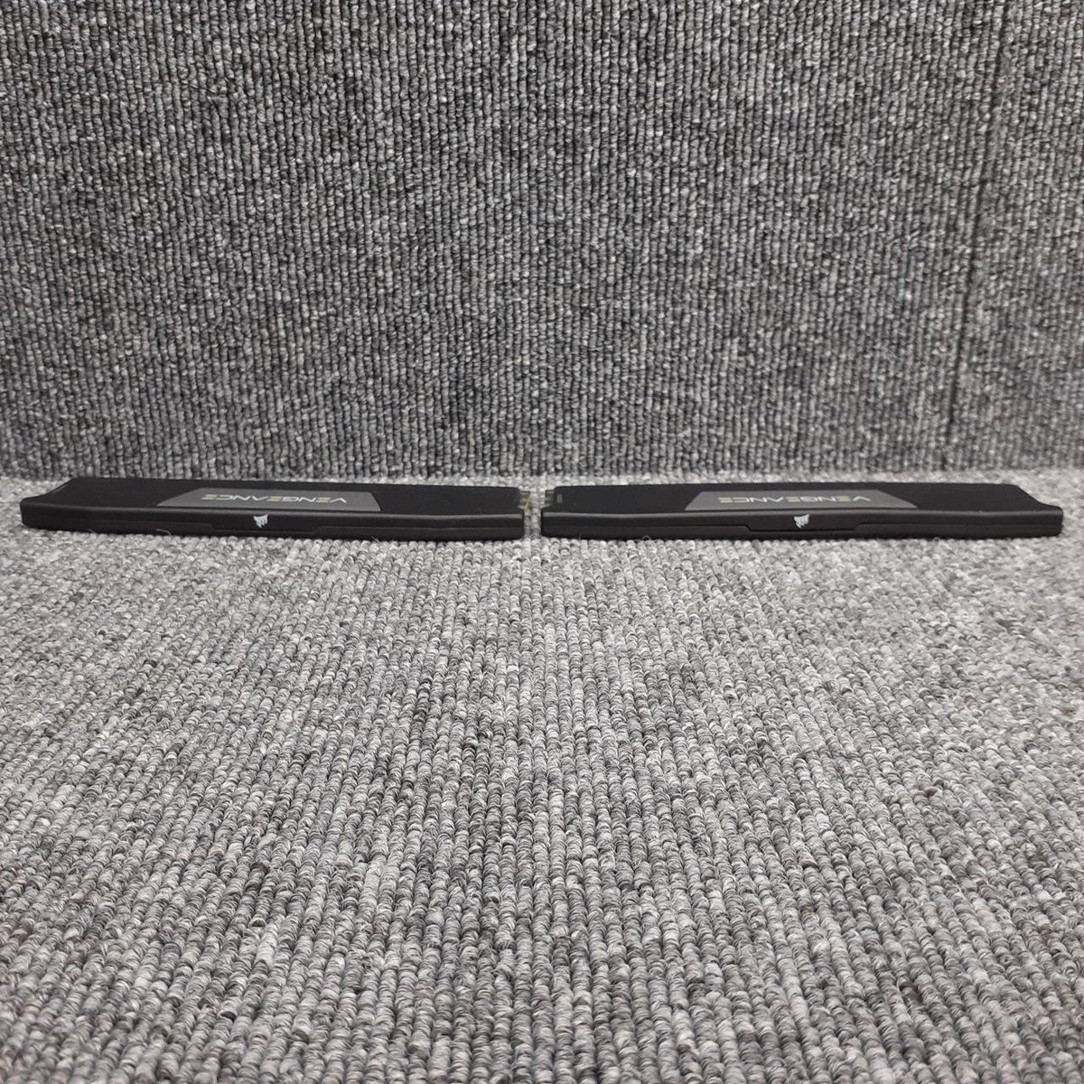 CORSAIR Memory CMK32GX5M2B5600C36