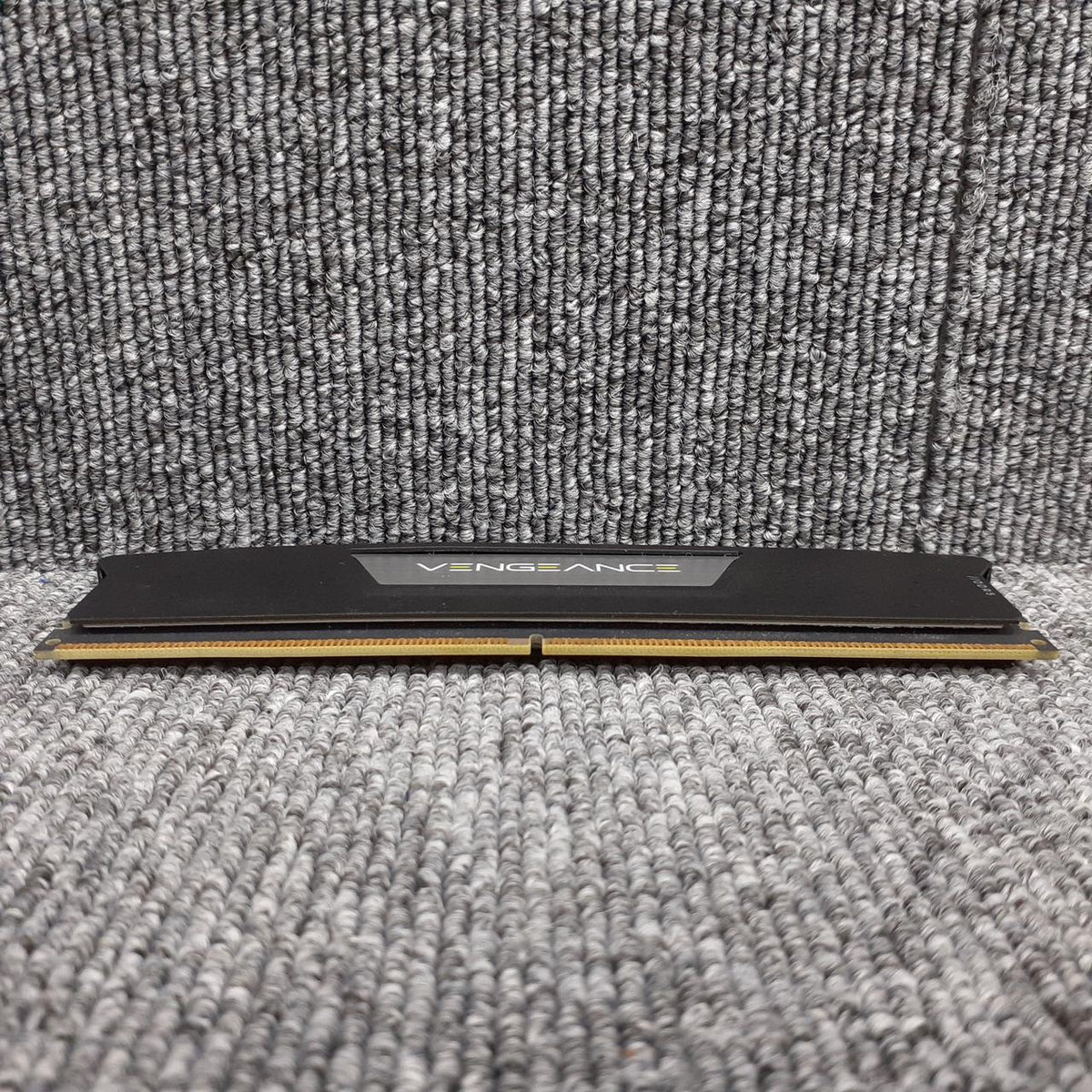 CORSAIR Memory CMK32GX5M2B5600C36