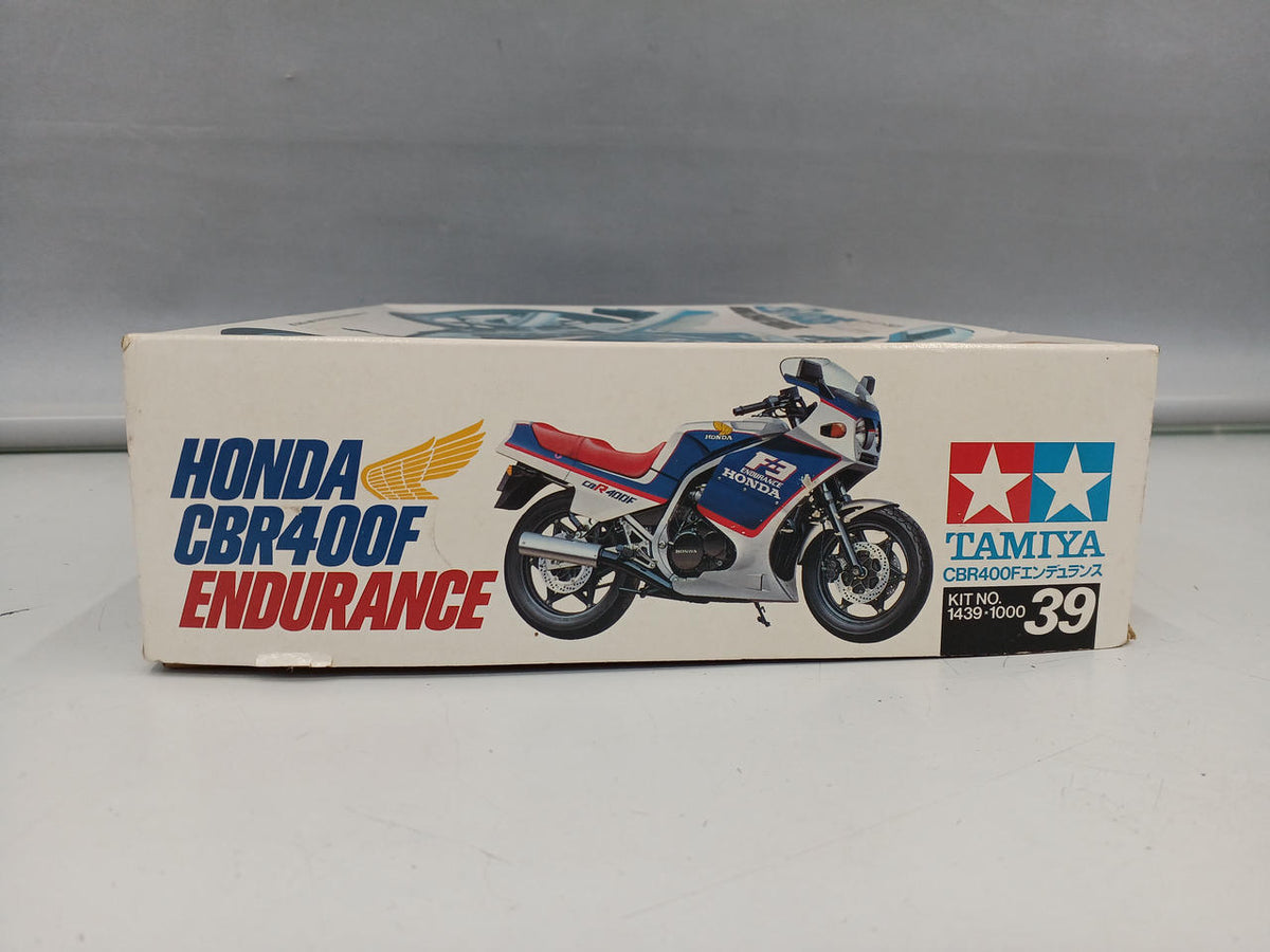 TTAMIYA CBR400F Endurance KIT NO 1439*1000 39 - Banzai Thrifting | BanzaiHobby