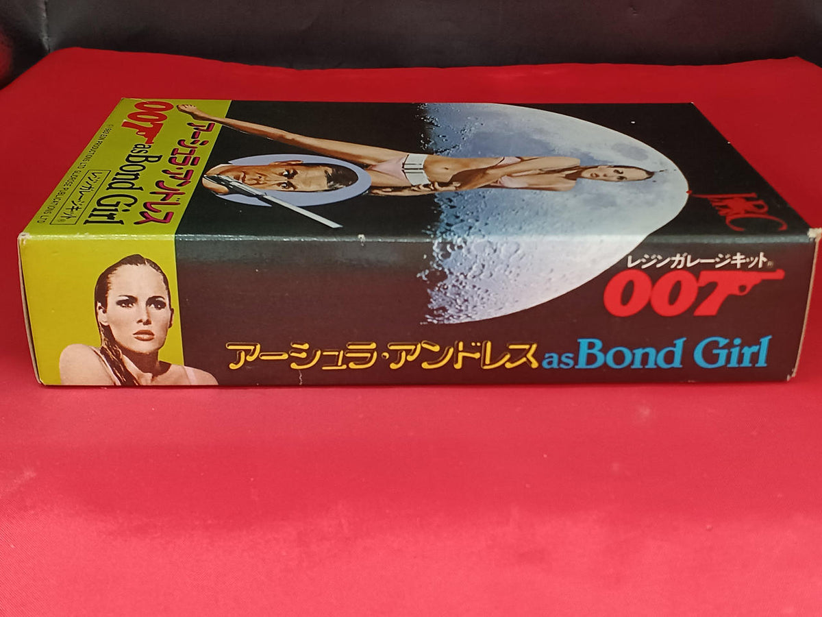 JRC Ursula Andres Resin Kit - Banzai Thrifting | BanzaiHobby