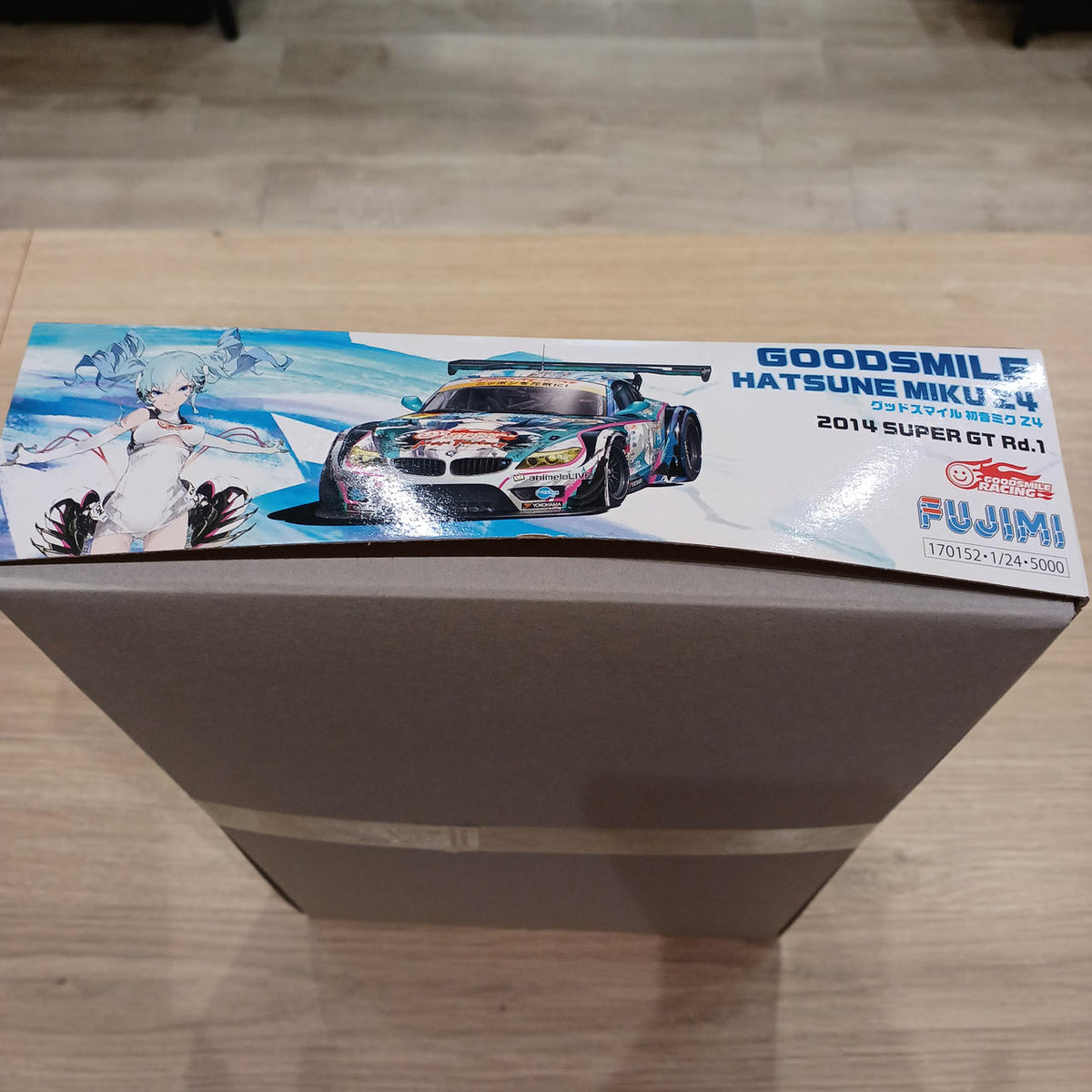 FUJIMI Good Smile Hatsune Miku Z4 2014 SUPER GT Opening Round Winner - Banzai Thrifting | BanzaiHobby