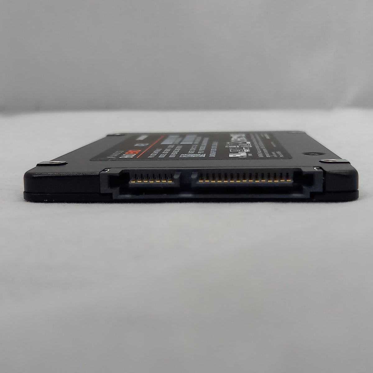 SAMSUNG SSD 4TB MZ-76E4T0