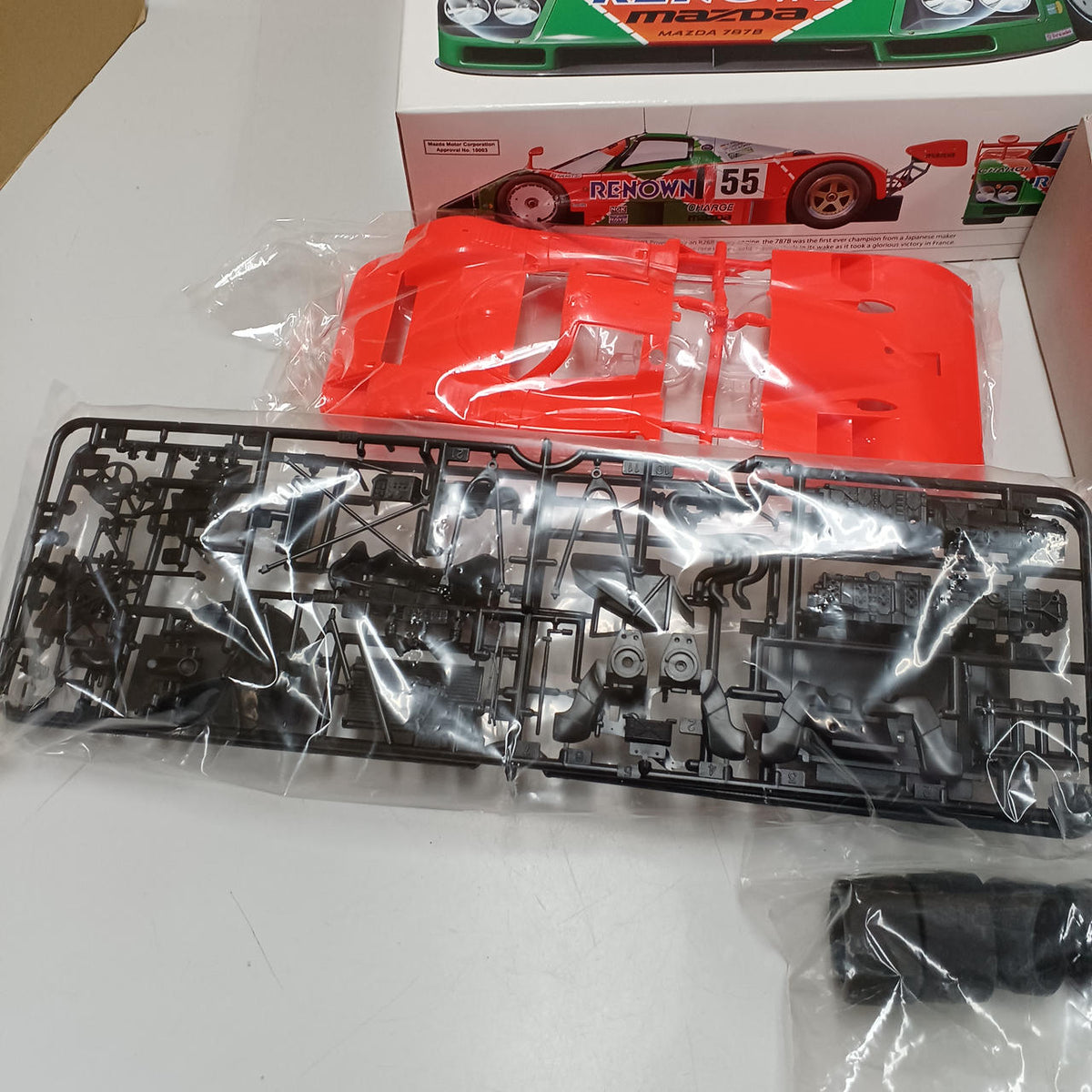 TAMIYA 1/24 Mazda 787B Display Model Sports Car Series NO.352 Unassembled
