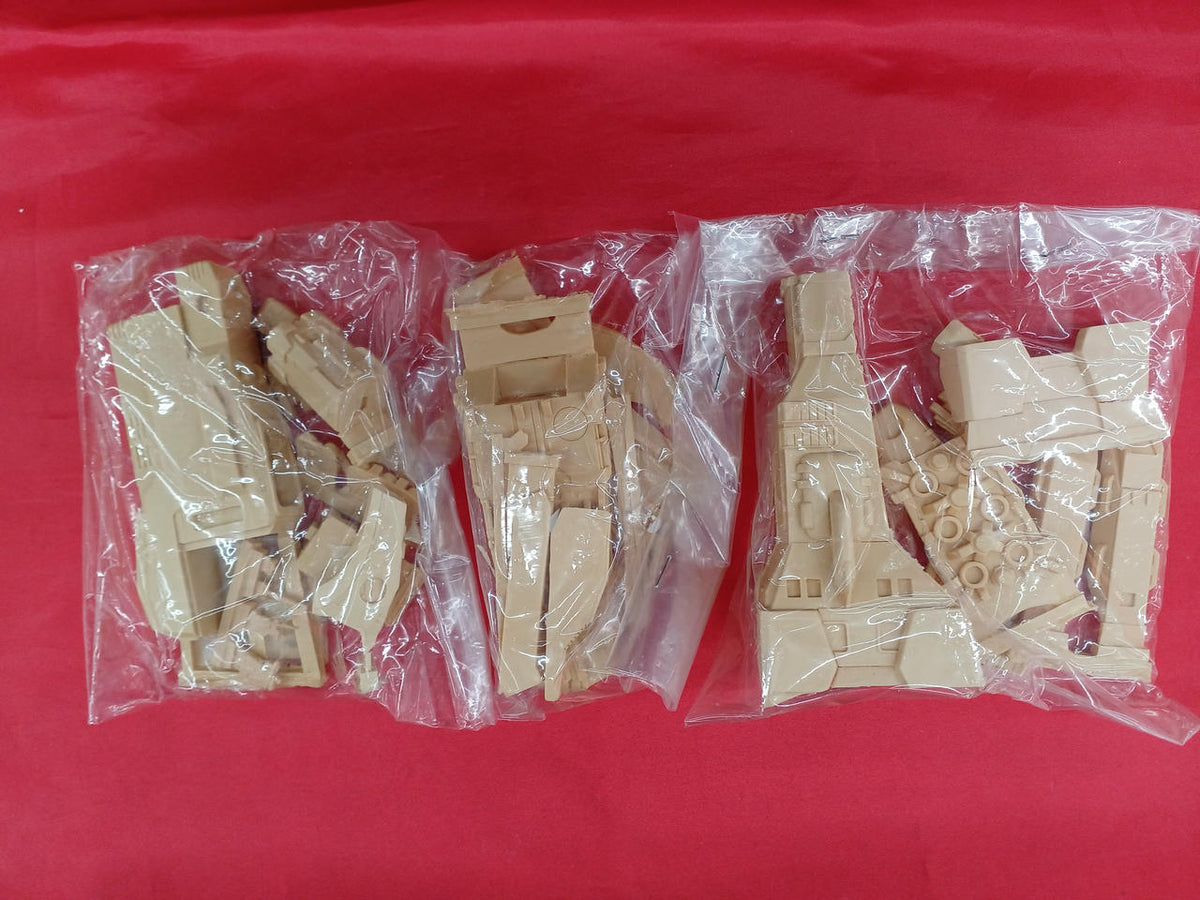 Yellow Submarine Macross Fortress Ship G026 - Banzai Thrifting | BanzaiHobby