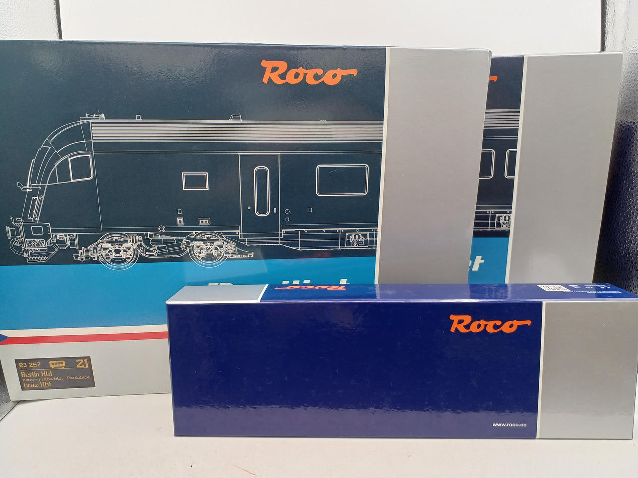 ROCO HO Cange RAILJET 70487, 74064, 74067 - BanzaiHobby