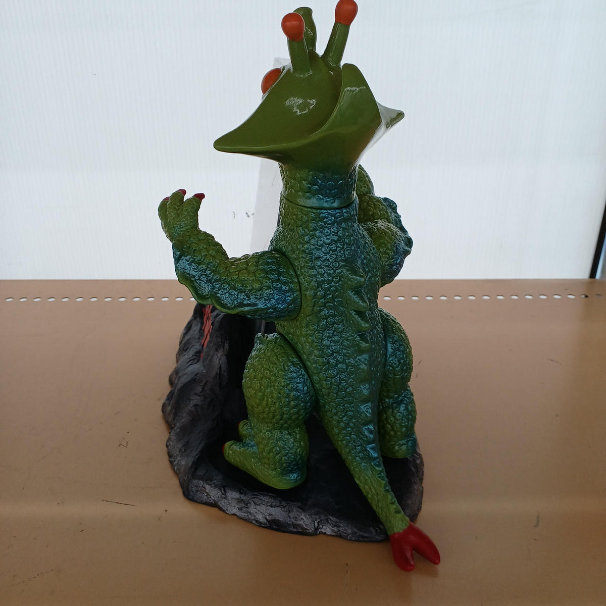 Marusan Space Giant Monster Gilara Soft Vinyl Video Display Model