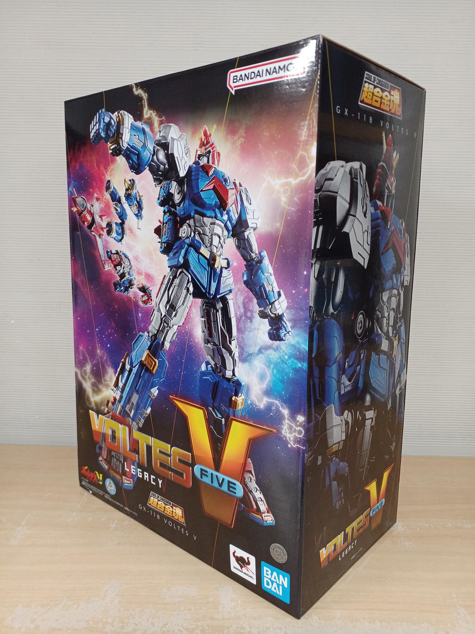 BANDAI Chogokin Soul Voltes V Legacy