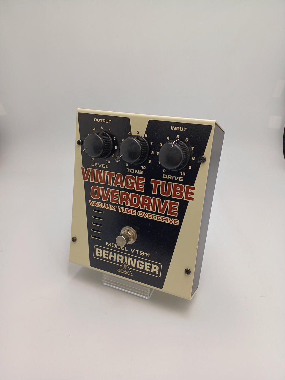 Behringer VT911 VINTAGE TUBE Overdrive Classic Vacuum TUBE Overdrive