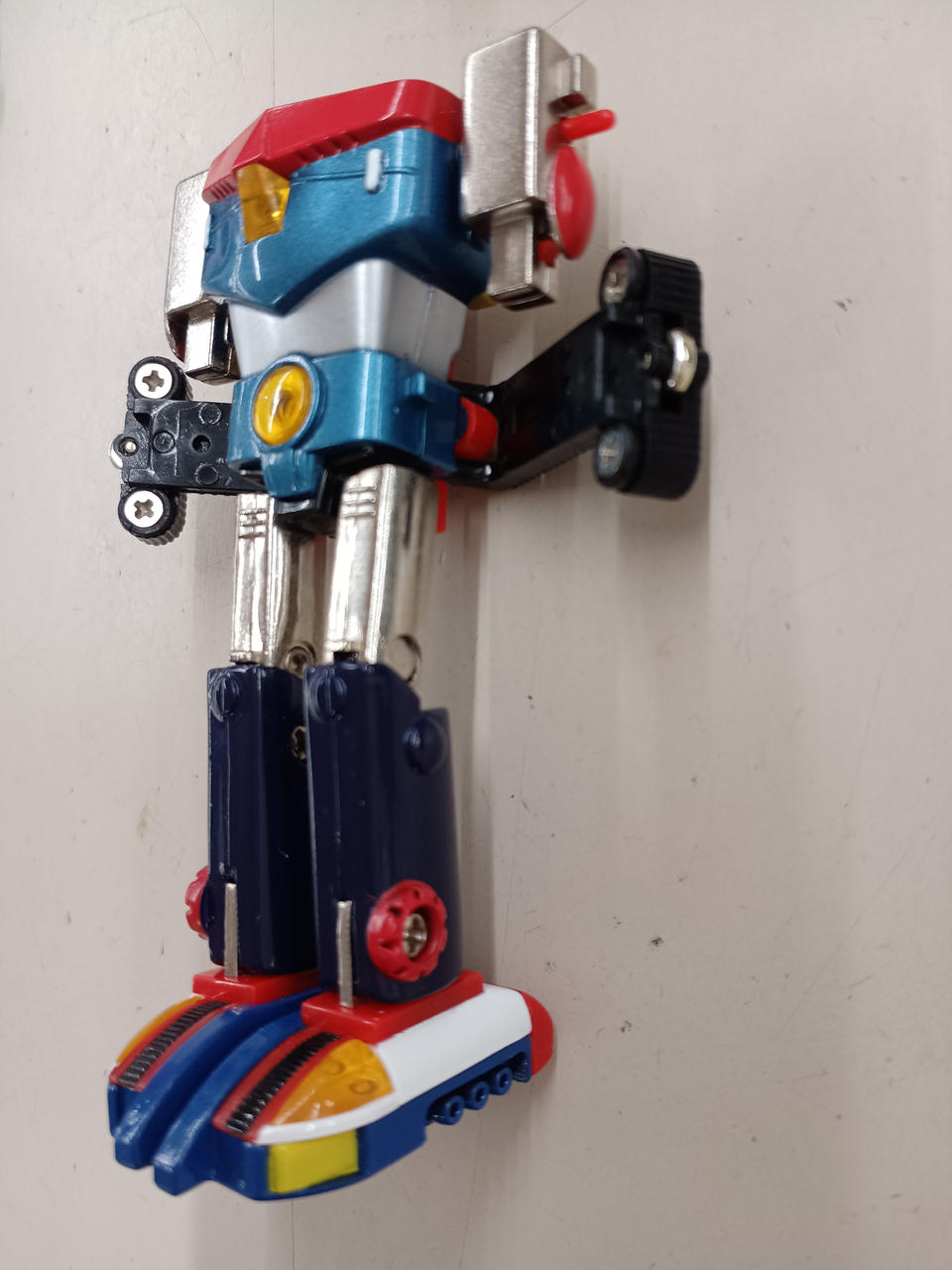 BANDAI THE Chogokin Chodenji Robo Combattler V