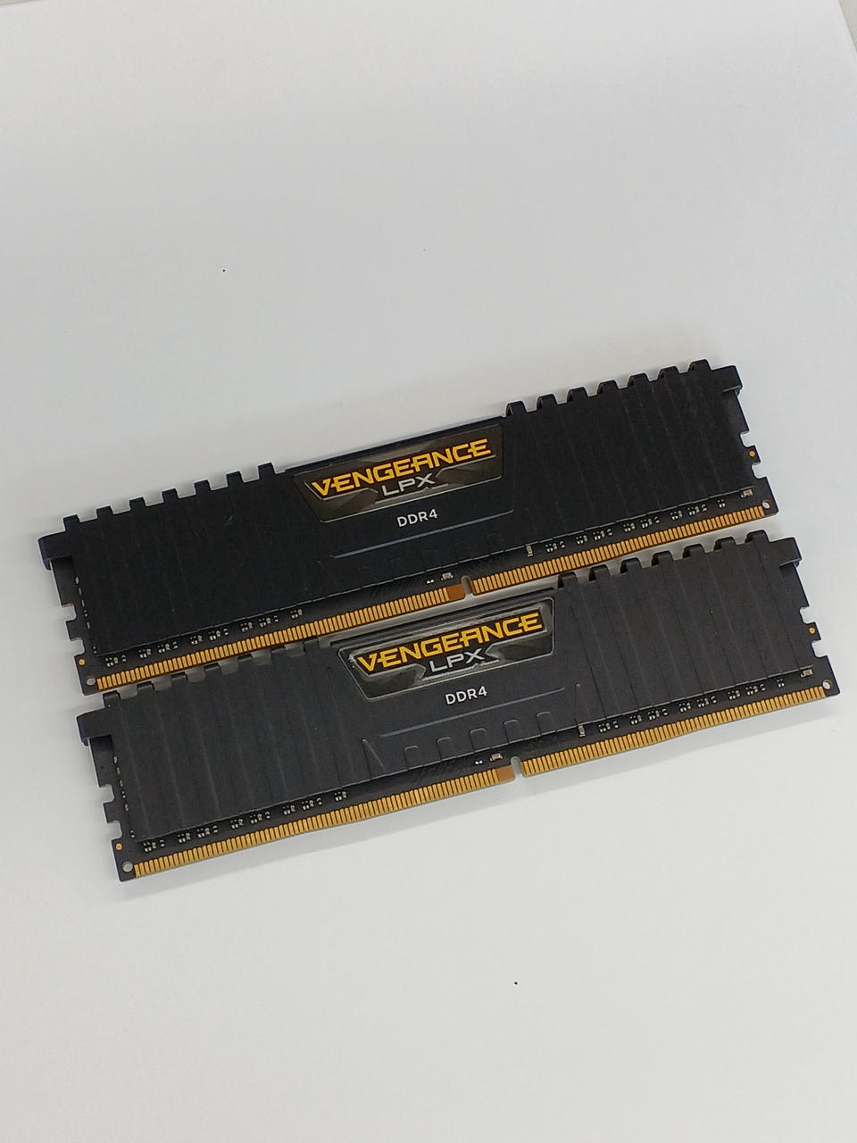 CORSAIR Memory Set CMK64GX4M4A2666C16
