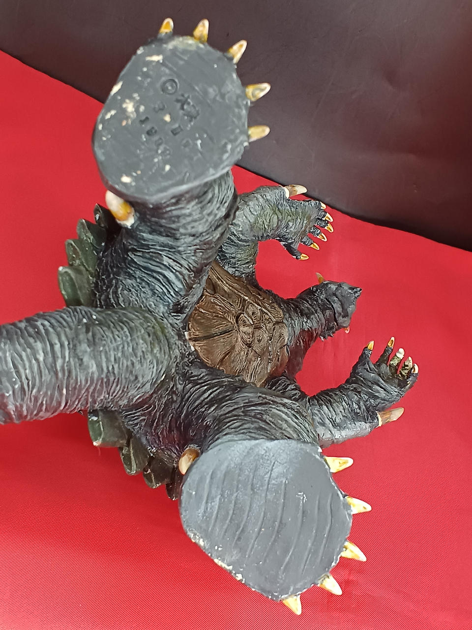 Sculpting Workshop PAO Iris Gamera 1999 Fully Painted Resin Kit - Banzai Thrifting | BanzaiHobby