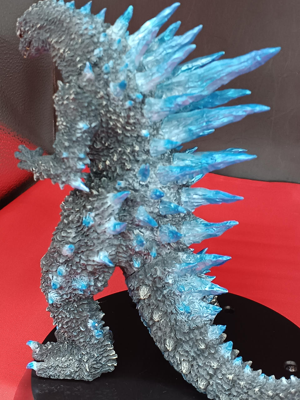 Prototype: ZYEN Godzilla Spiny Fin Pre-assembled Resin Kit - Banzai Thrifting | BanzaiHobby