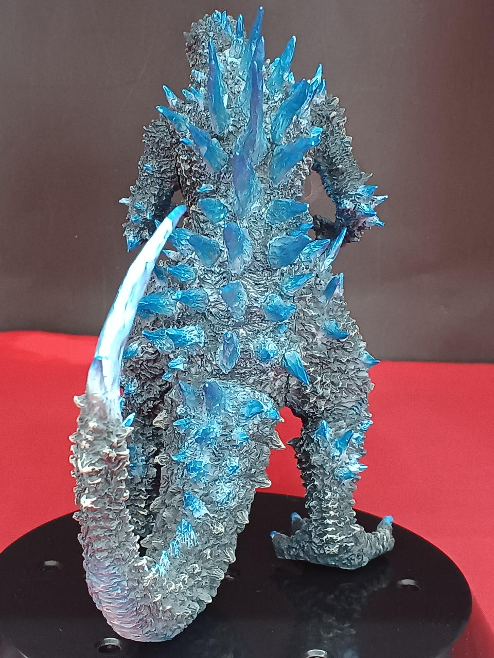Prototype: ZYEN Godzilla Spiny Fin Pre-assembled Resin Kit - Banzai Thrifting | BanzaiHobby