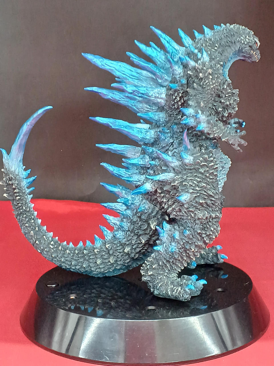Prototype: ZYEN Godzilla Spiny Fin Pre-assembled Resin Kit - Banzai Thrifting | BanzaiHobby