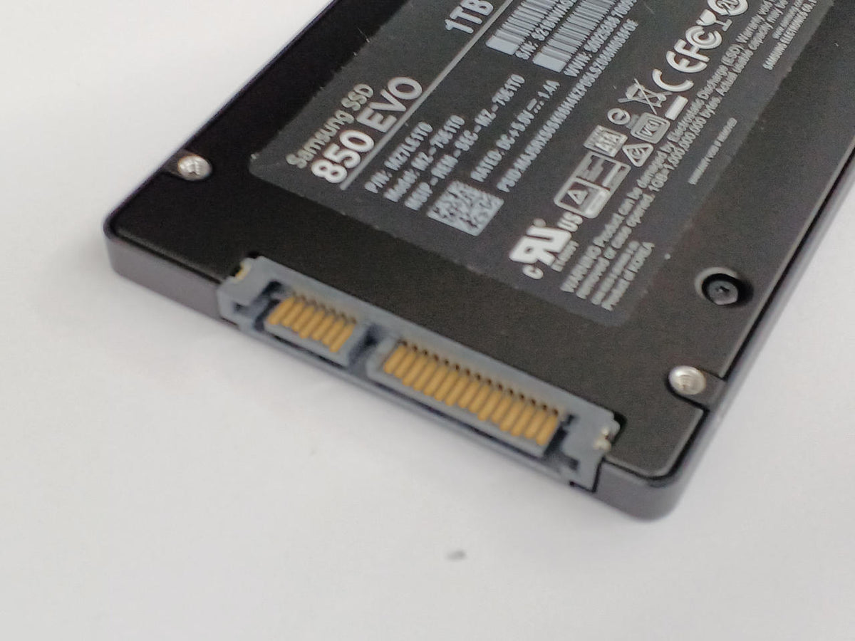 SAMSUNG SSD 1TB MZ75E1T0BIT
