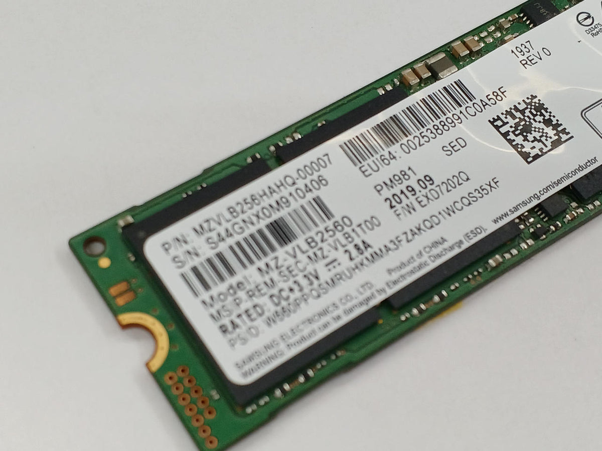 SAMSUNG NVME M.2 SSD 256GB MZVLB256HAHQ-00007