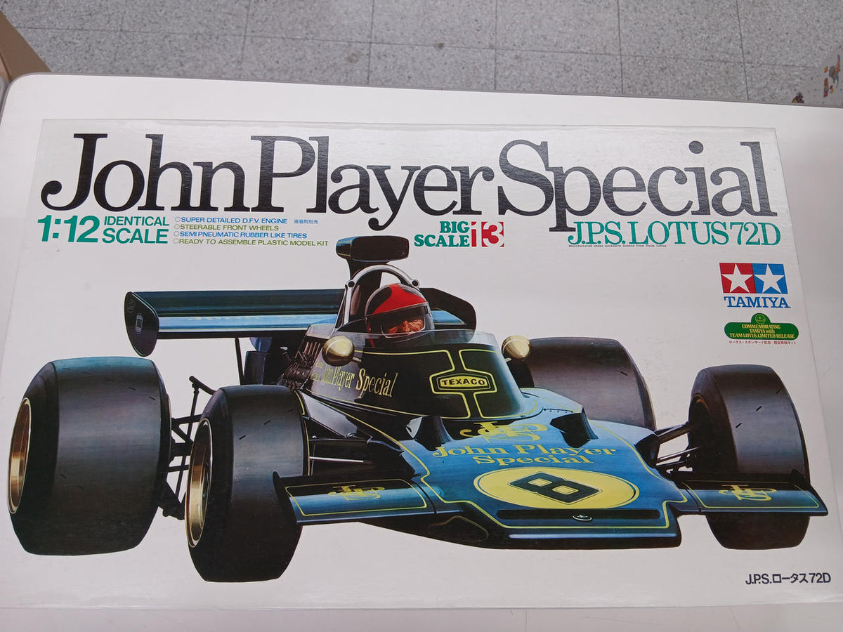 Tamiya Big Scale Model Series 1/12 J.P.S. Lotus 72D
