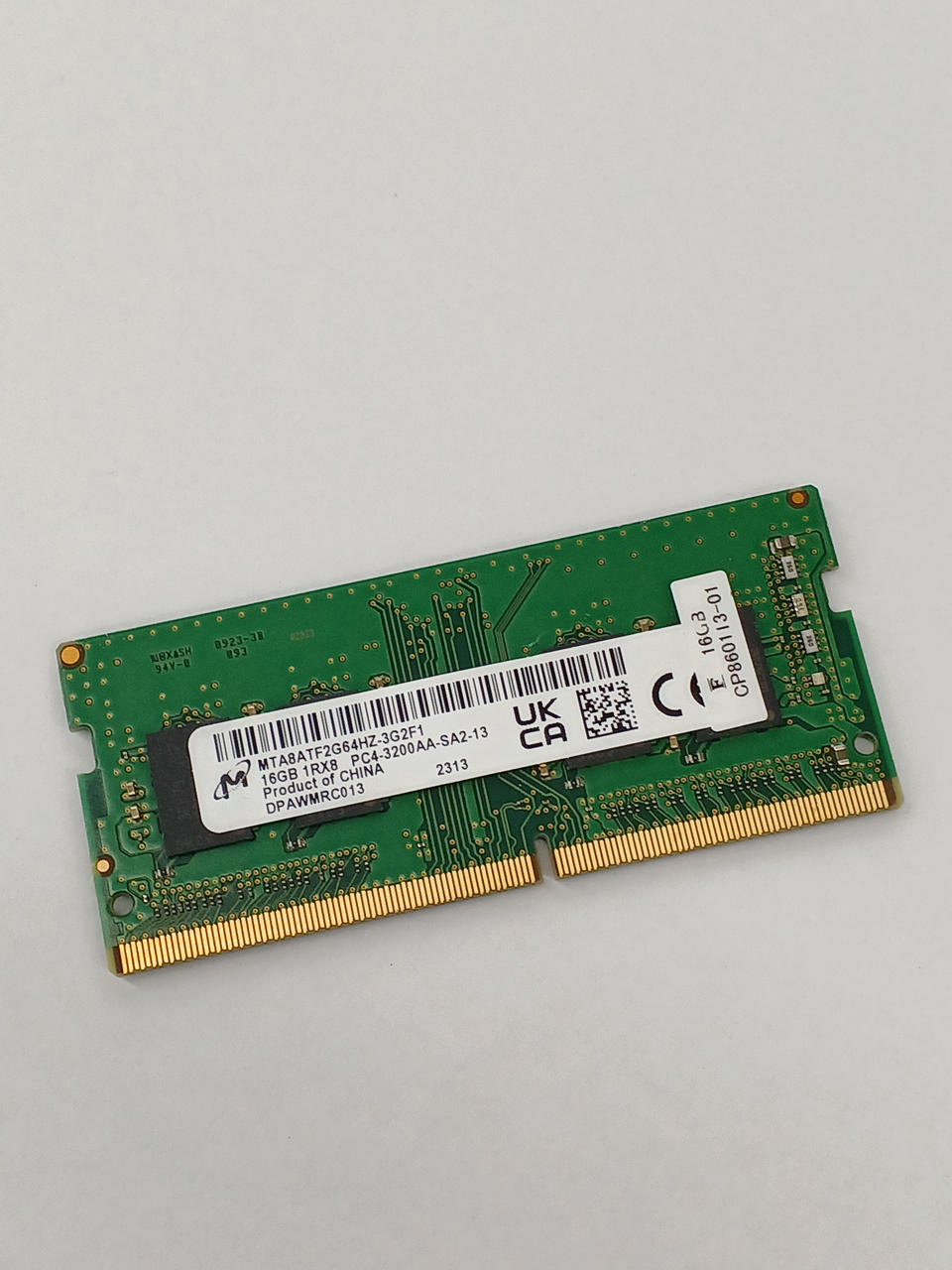 MICRON Laptop Memory DDR4 16GB 1 Disc MTA8ATF2G64HZ-3G2F1