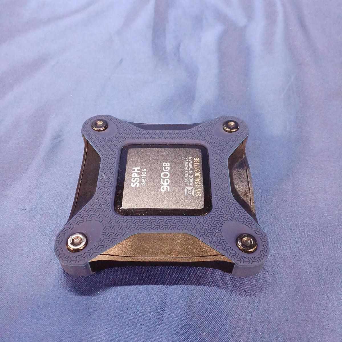 I・O DATA Portable SSD SSPH-UT960K/E