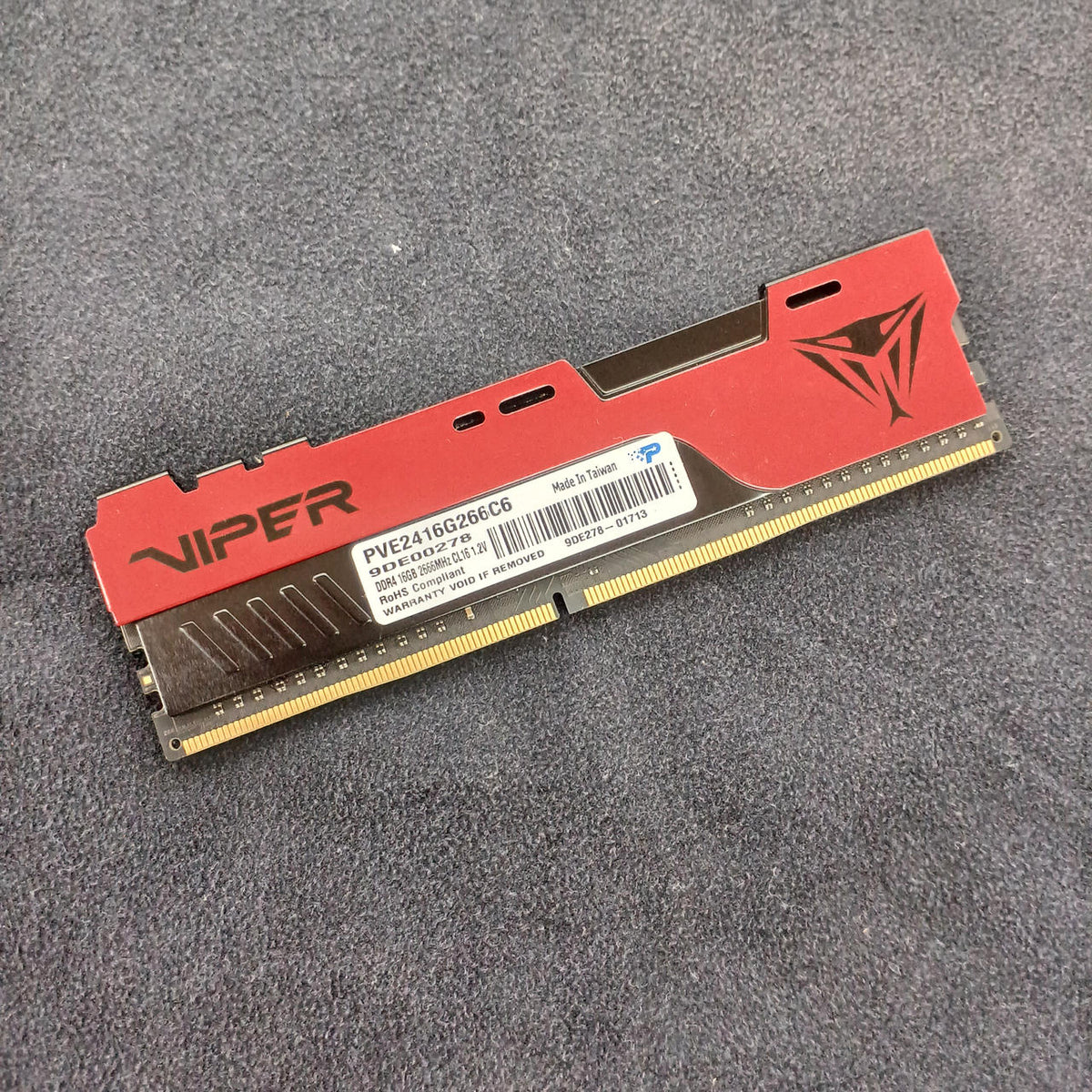 VIPER DDR4 Memory PVE2416G266C6