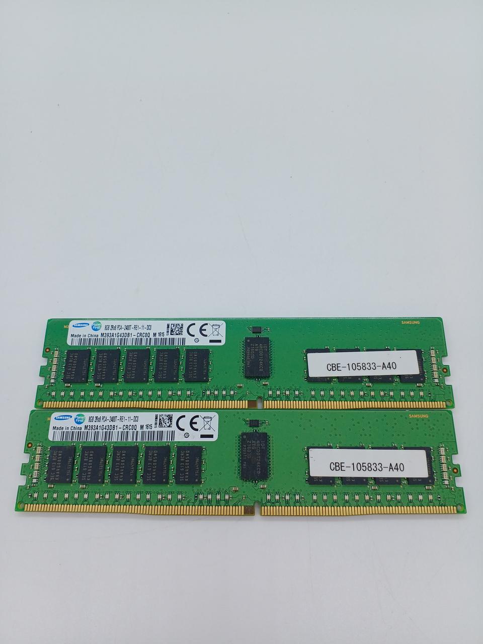 SAMSUNG Server Memory: 8GB × 2 Discs M393A1G43DB1-CRC0Q
